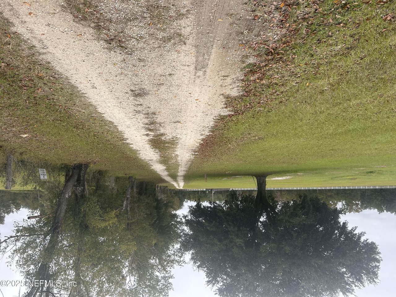 5411 State Road 21 - Photo 1