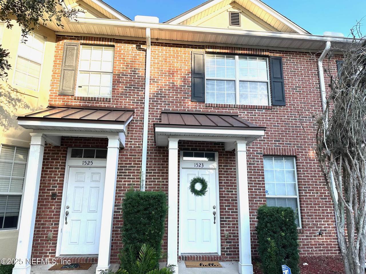 1523 Fieldview Drive - Photo 1