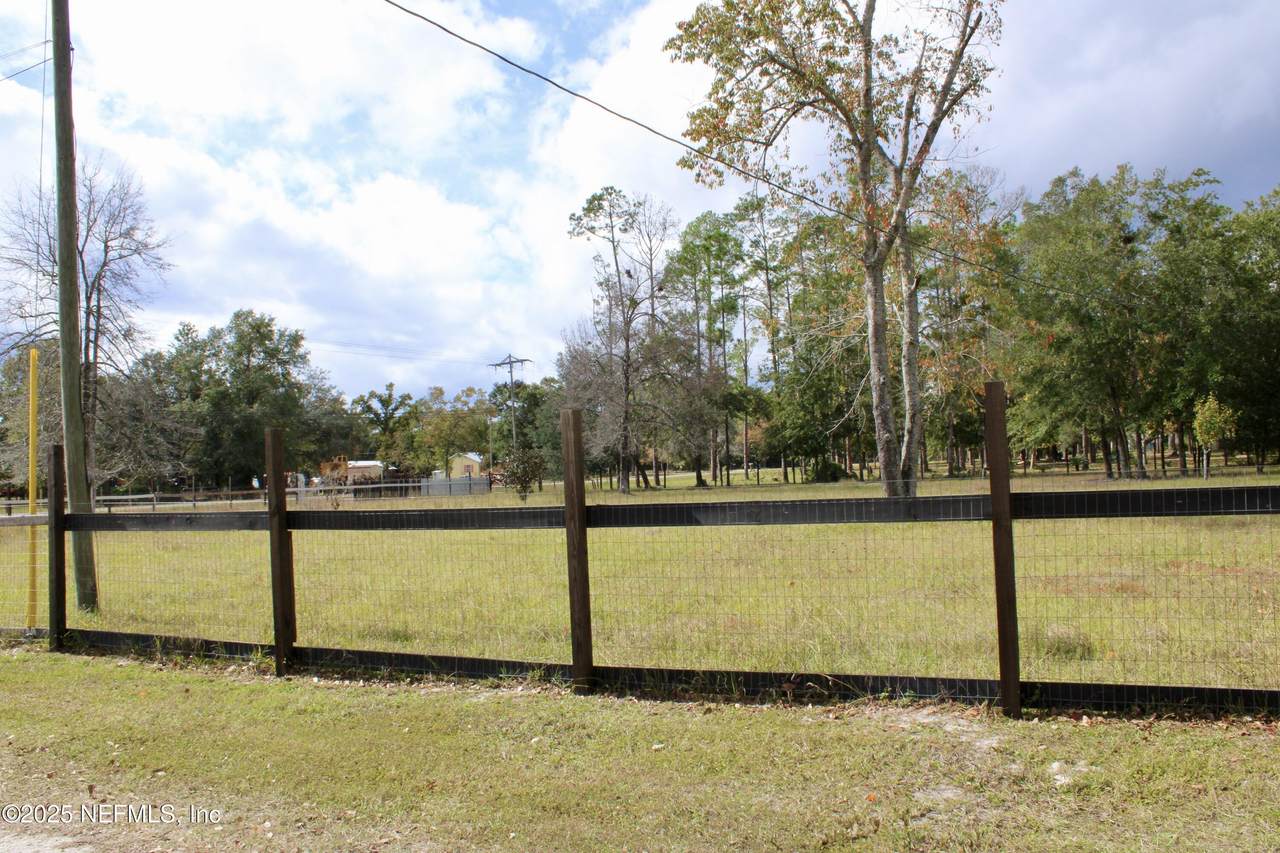 3990 Appaloosa Road - Photo 1