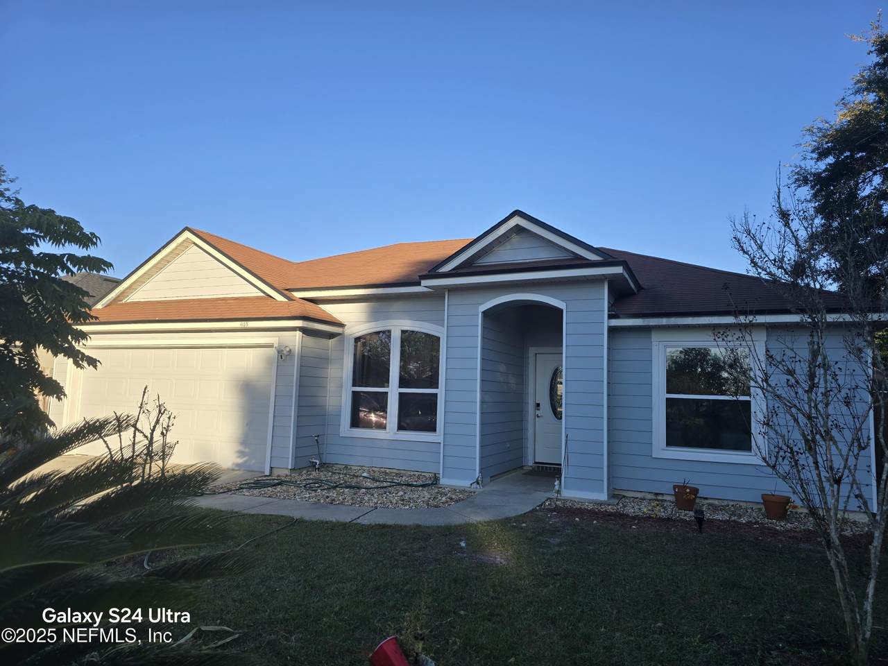 615 Abbey Court - Photo 1