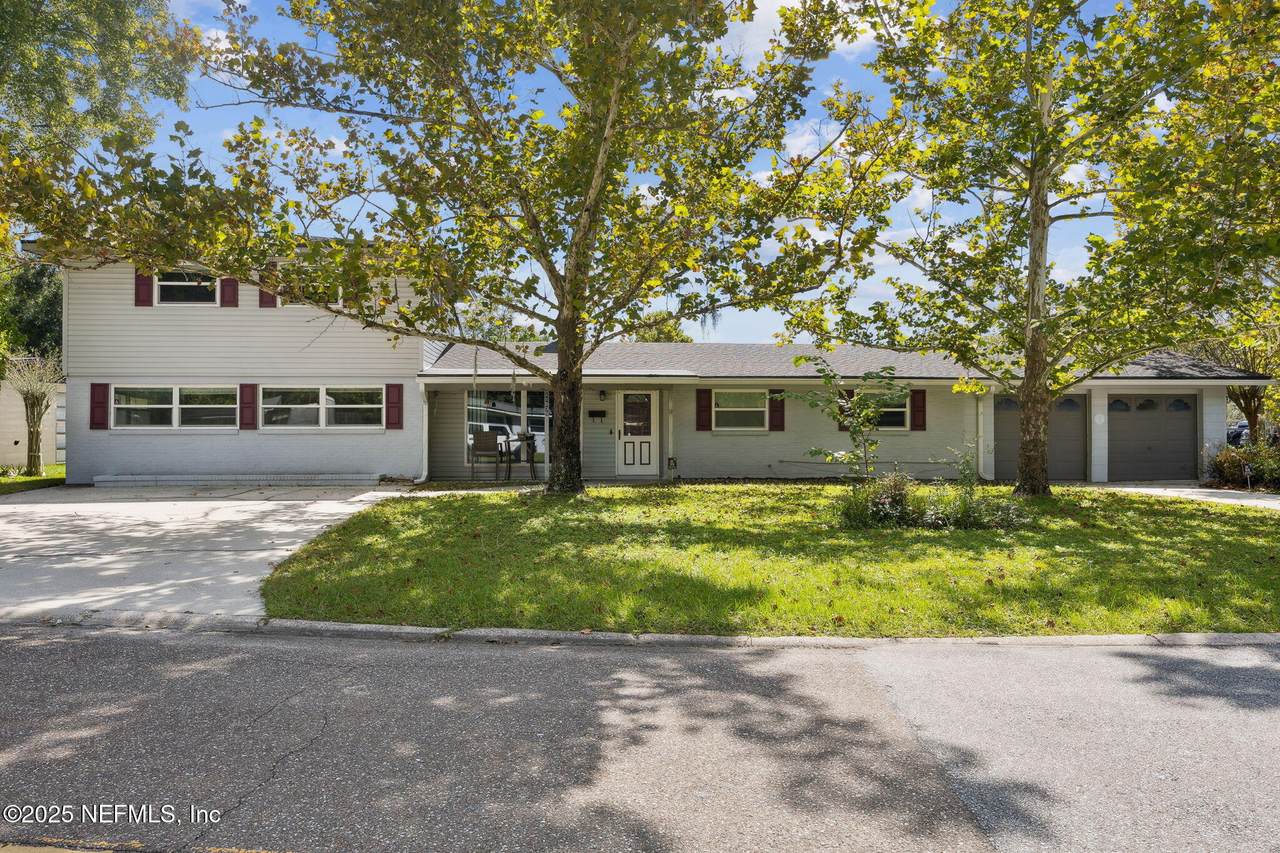 11535 Renne Drive - Photo 1