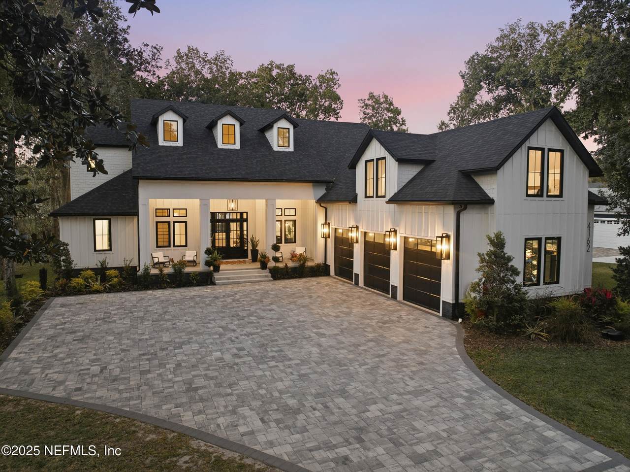 4162 Riverview Circle - Photo 1