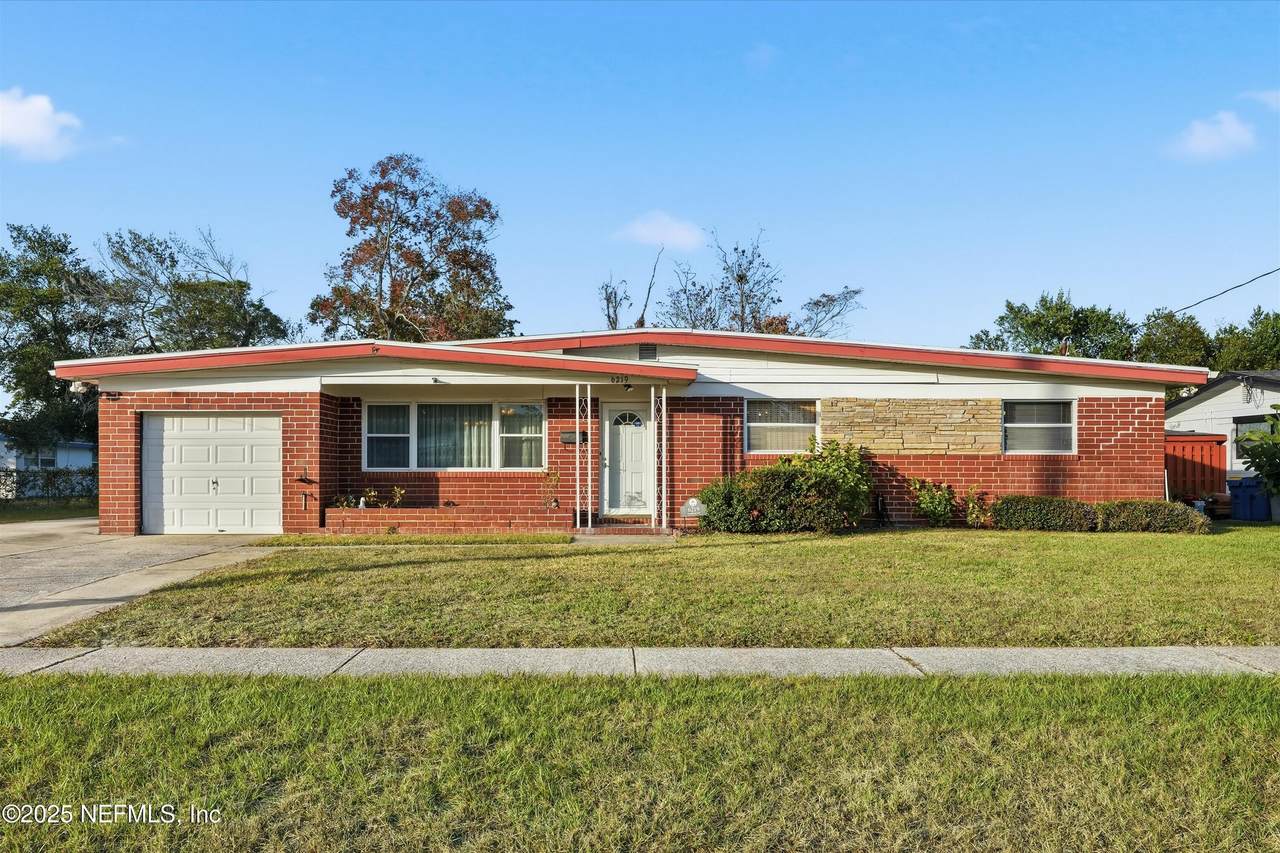 6219 Diane Road - Photo 1