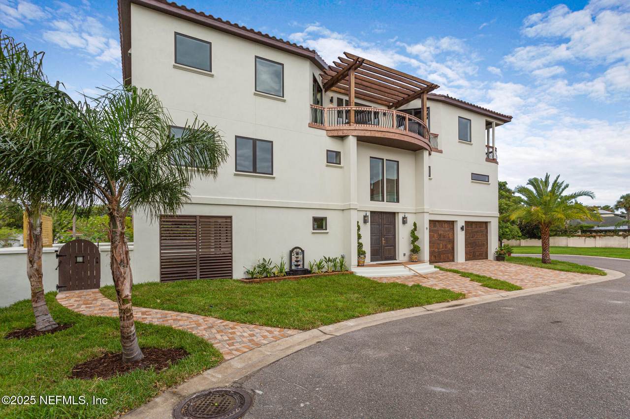 9 Bonita Bay Drive - Photo 1