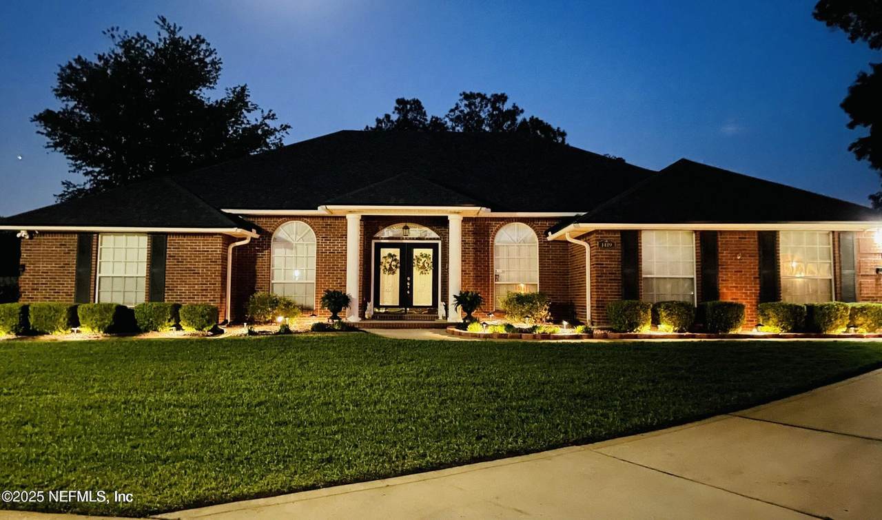 1419 Falkirk Court - Photo 1