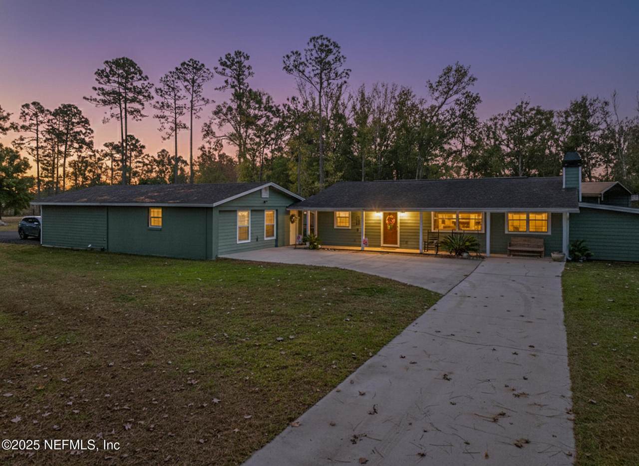 44108 Becker Avenue - Photo 1