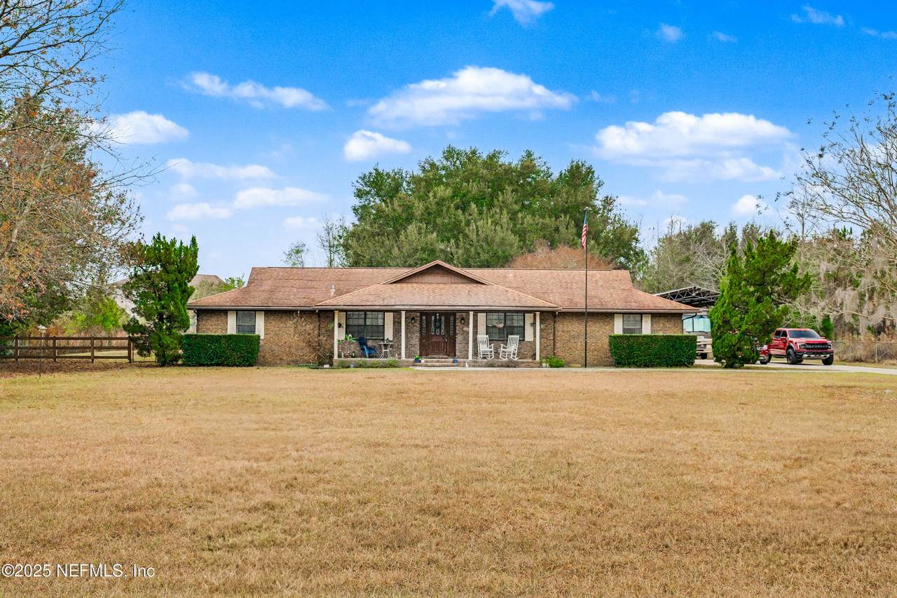 820 Golf Club Road - Photo 1