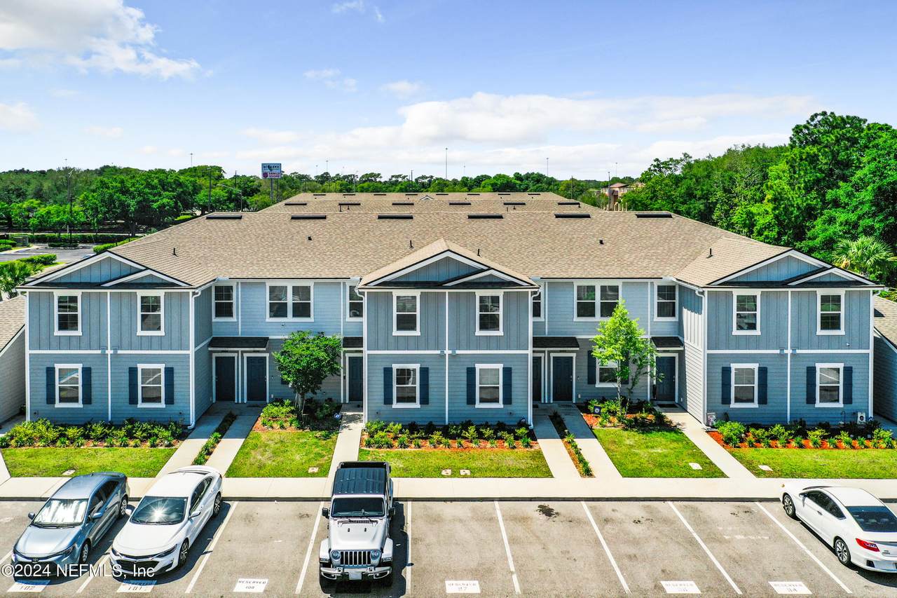 2839 Black Buck Circle - Photo 1