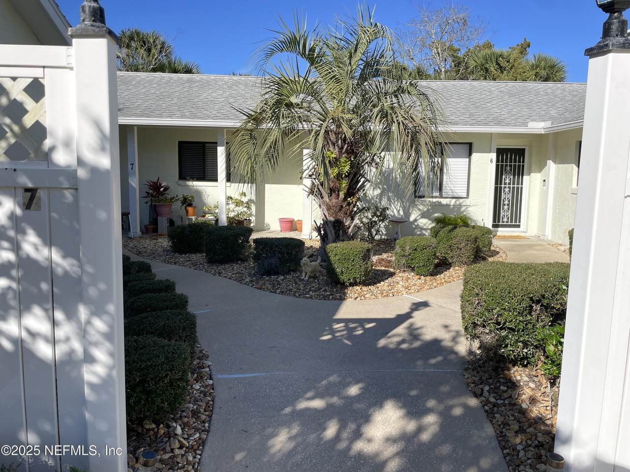 8 Lake Forest Place - Photo 1