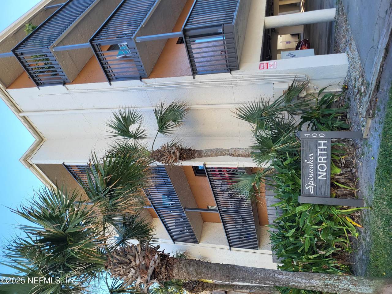 400 1ST Street - Photo 1