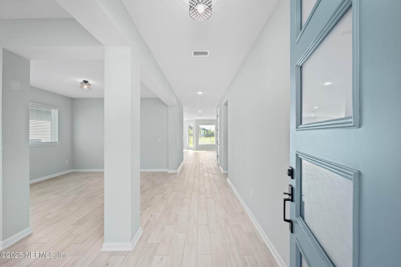 812 Windley Drive - Photo 1