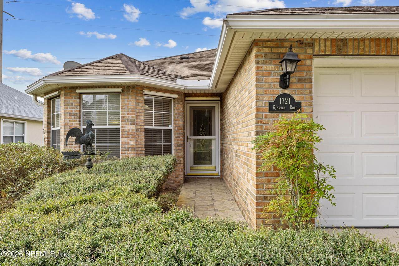 1721 Keswick Road - Photo 1