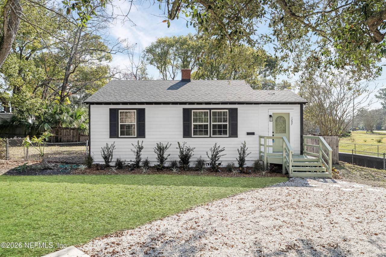 1297 Plymouth Place - Photo 1