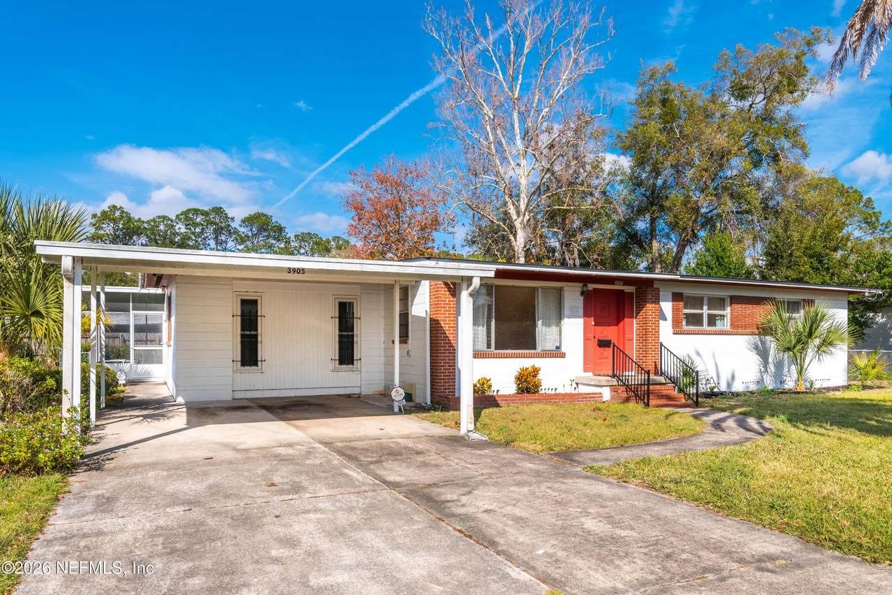 3905 Ferrarra Street - Photo 1