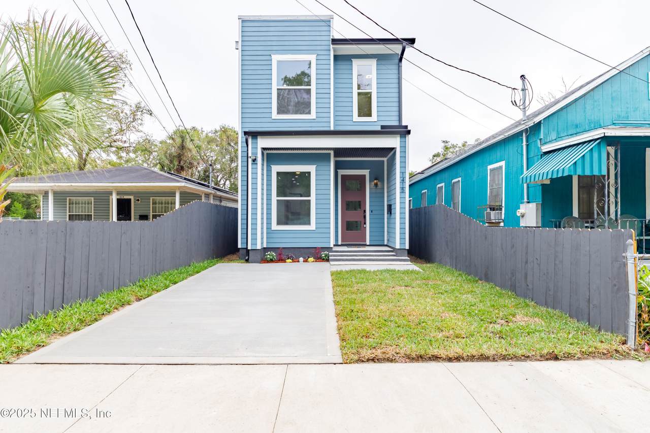 1415 Spearing Street - Photo 1