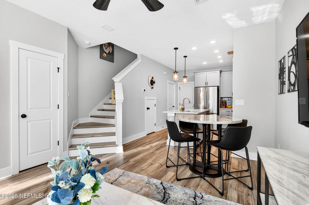 11104 Motion Court - Photo 1