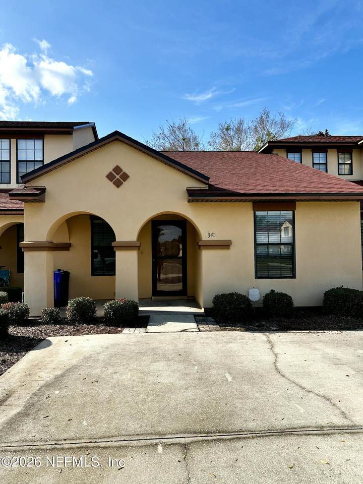 341 Redwood Lane - Photo 1