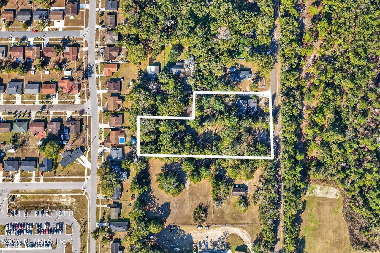 9606 Gibson Avenue - Photo 1