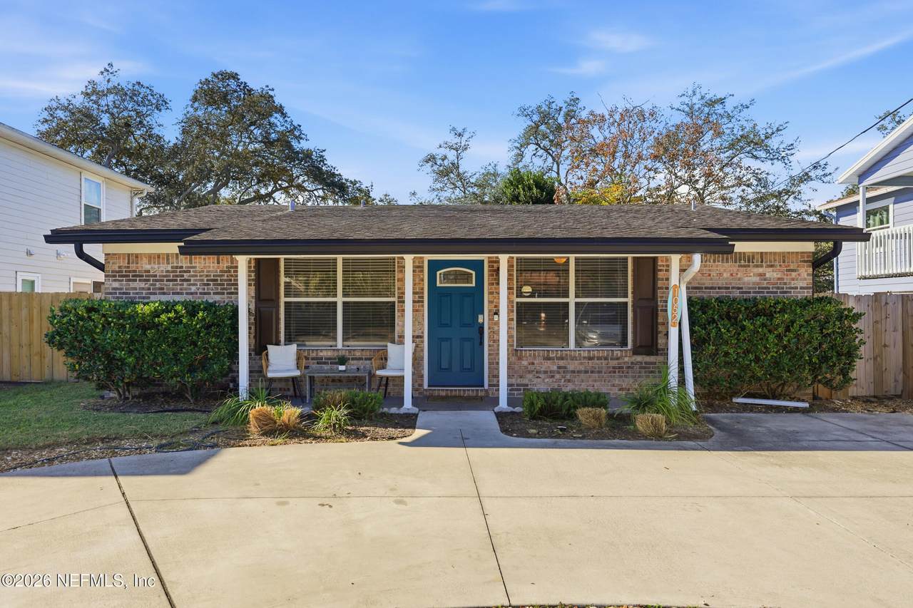 1052 Penman Road - Photo 1