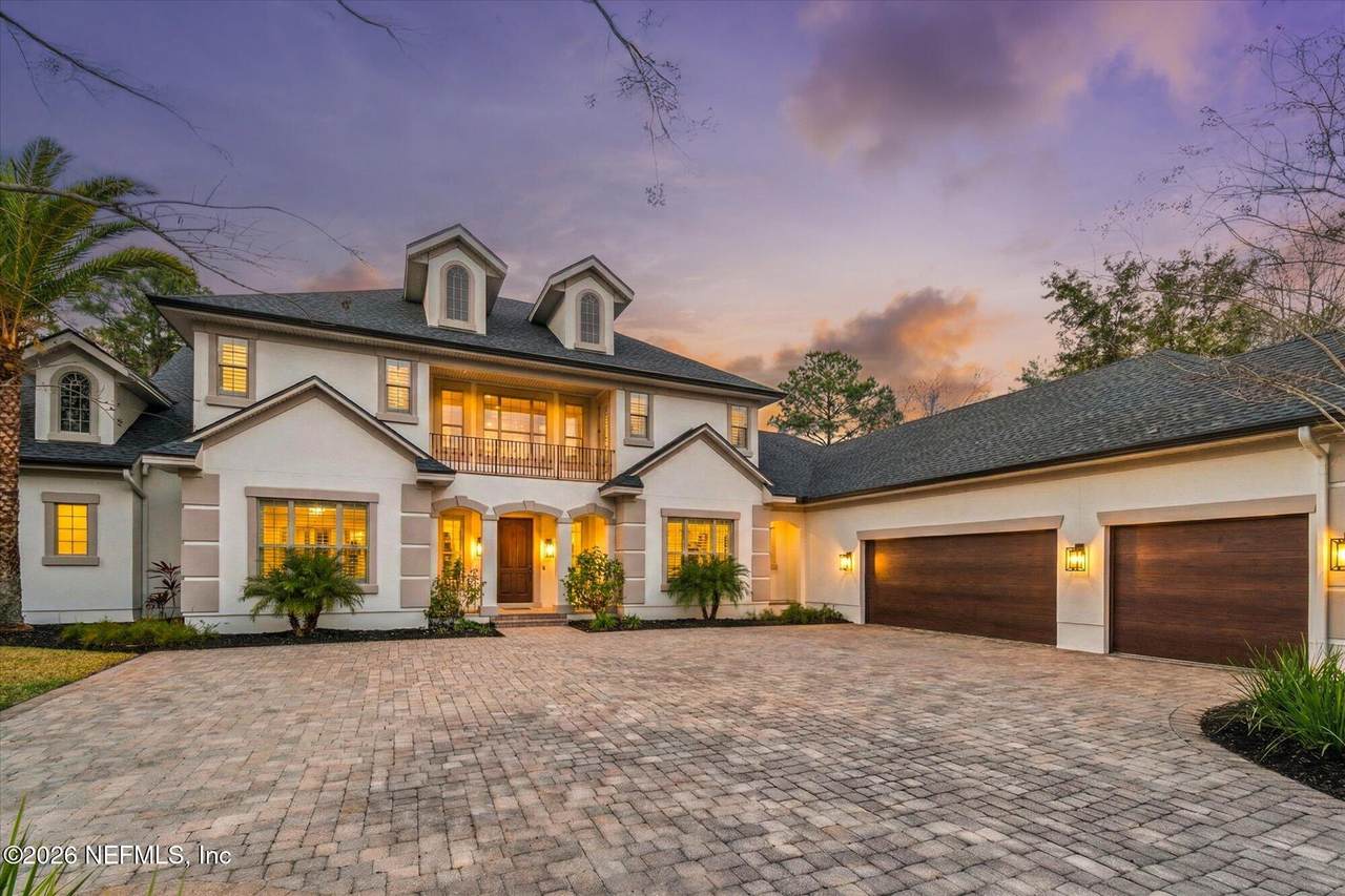 1105 Registry Boulevard - Photo 1