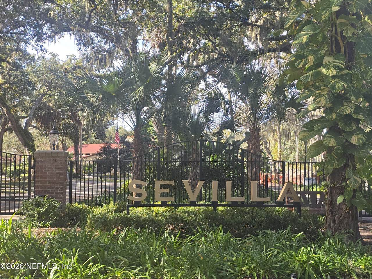 1810 Sevilla Boulevard - Photo 1