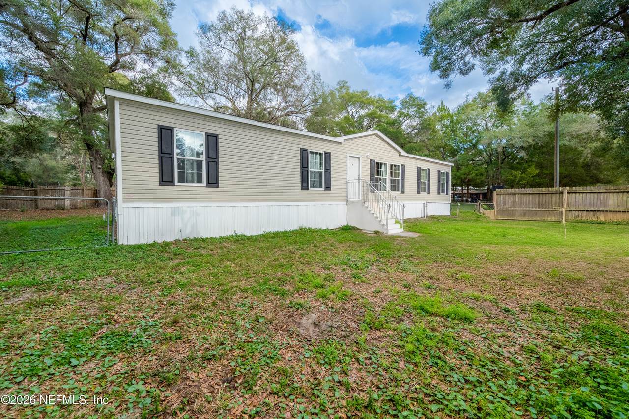 7550 Golf Street - Photo 1