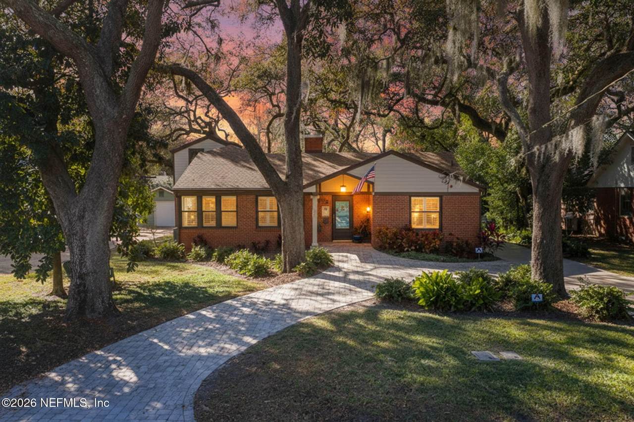 1384 San Mateo Avenue - Photo 1