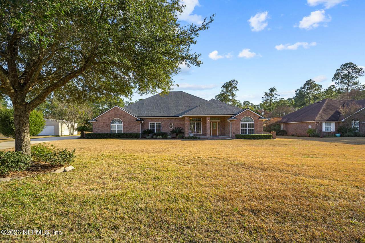 1240 Beekman Drive - Photo 1