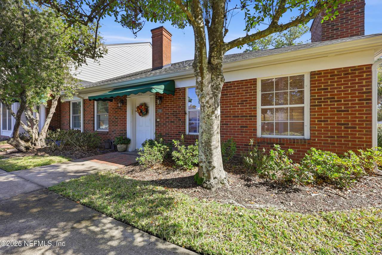 5303 Ortega Boulevard - Photo 1