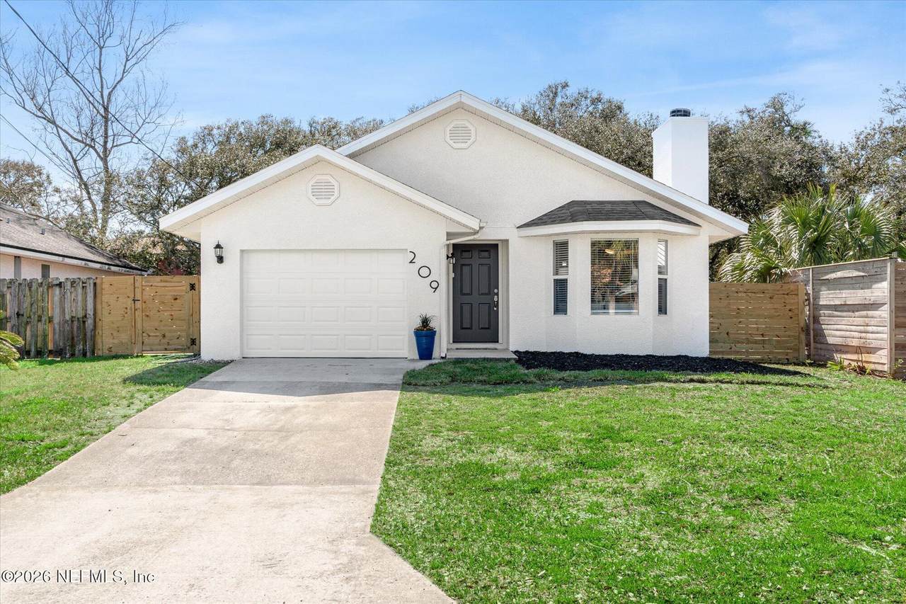 209 C Street - Photo 1