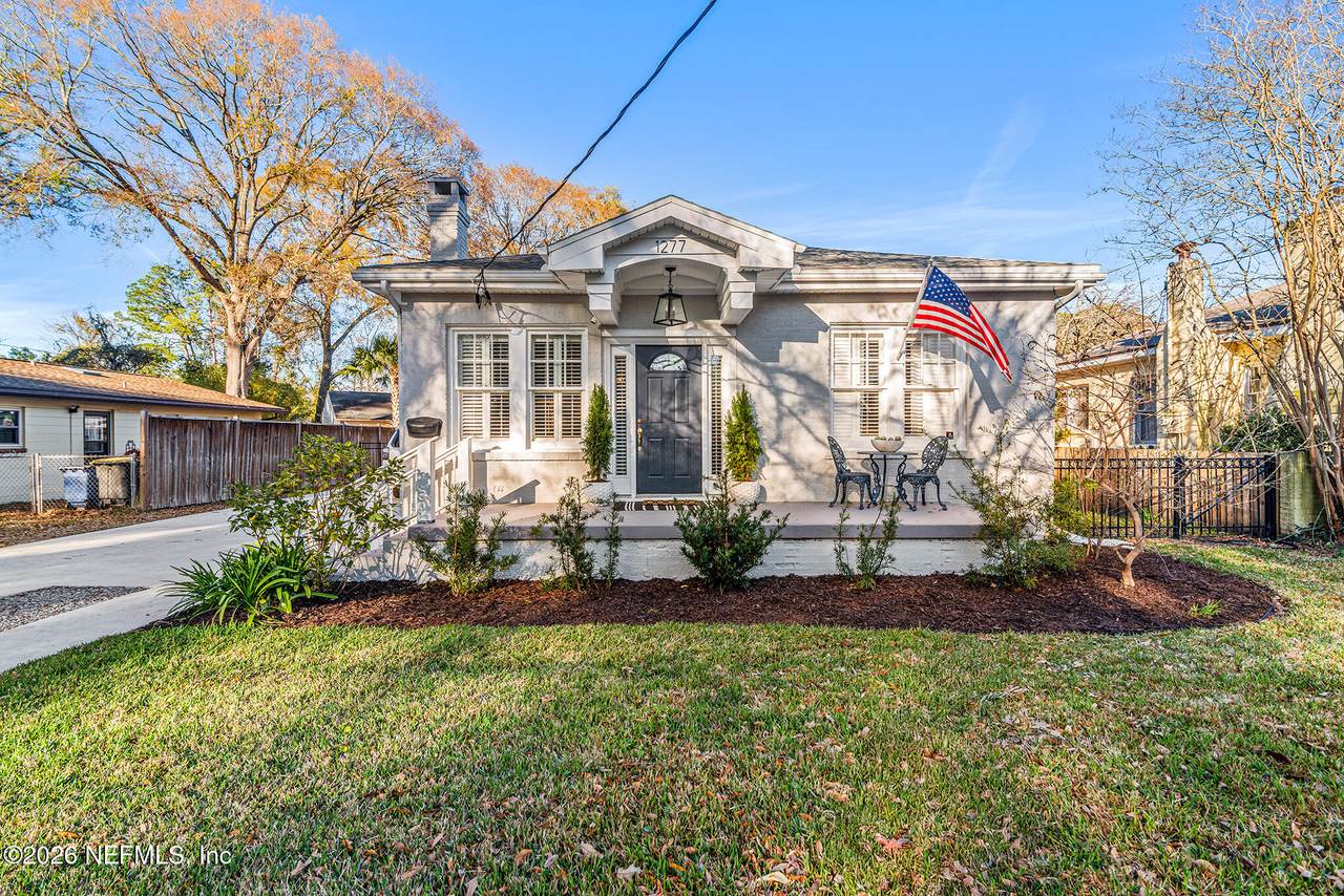 1277 Talbot Avenue - Photo 1