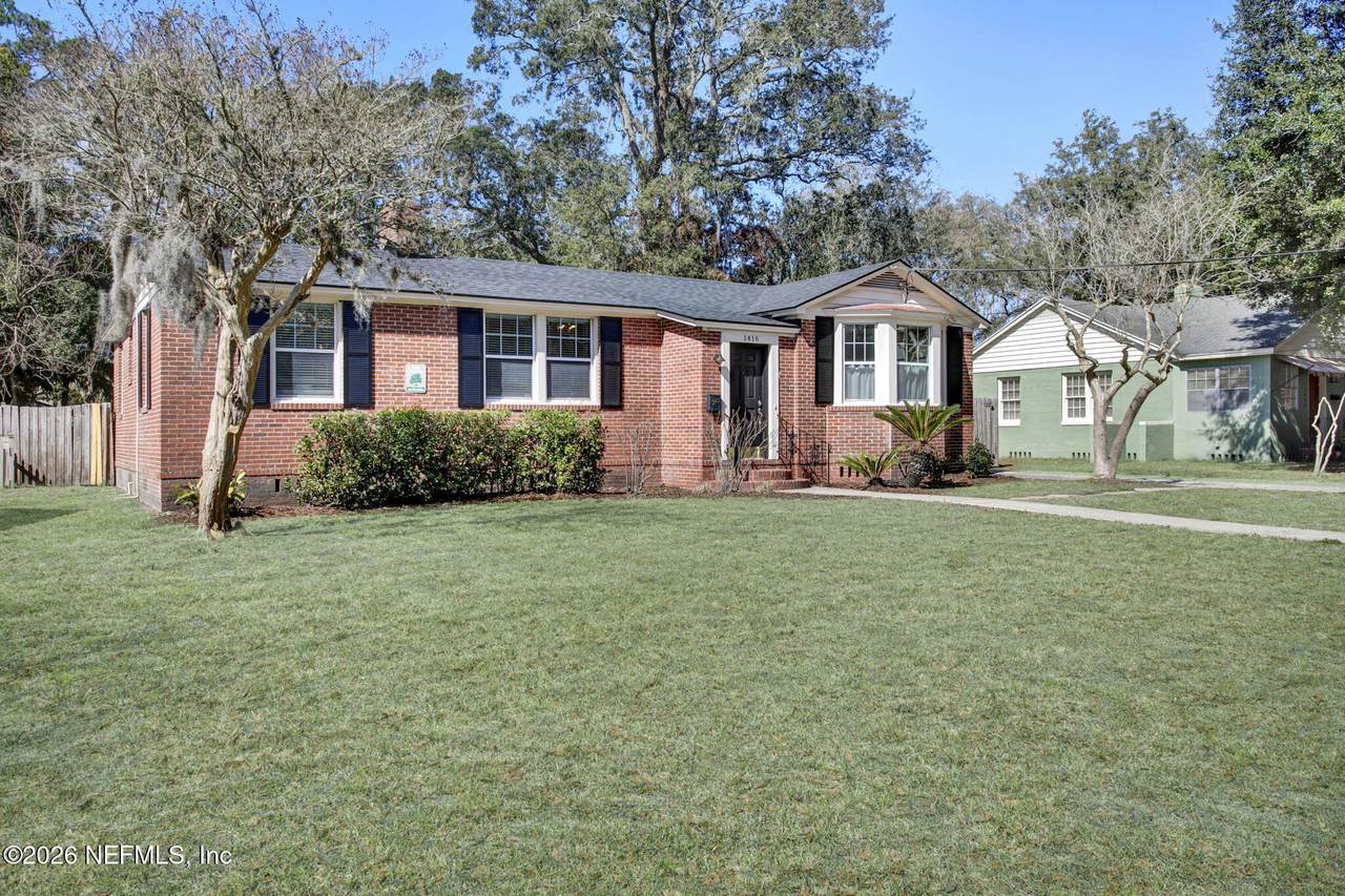 1416 San Mateo Avenue - Photo 1