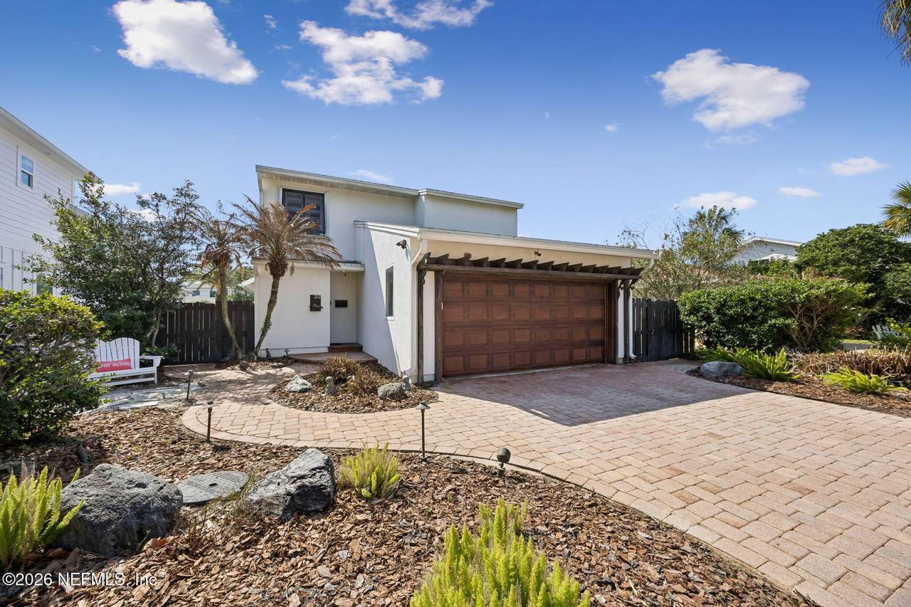 212 33RD Avenue - Photo 1