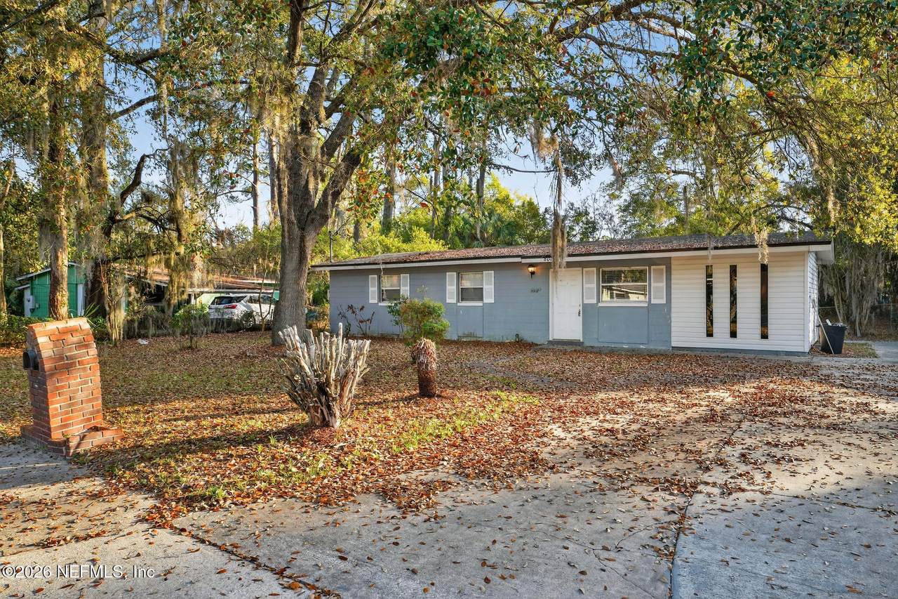 8609 Oak Leaf Road - Photo 1