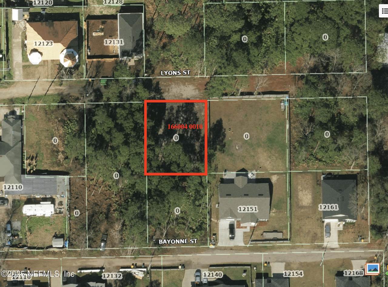 12138 Lyons Street - Photo 1