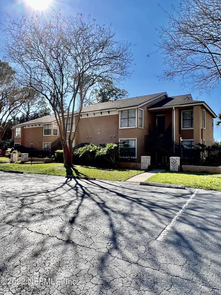 887 Coral Reef Way - Photo 1