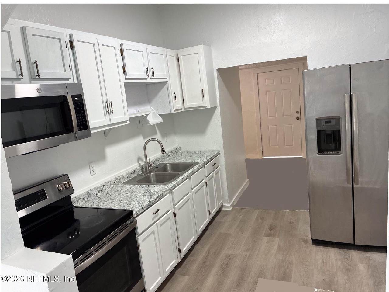 1555 6TH Street - Photo 1