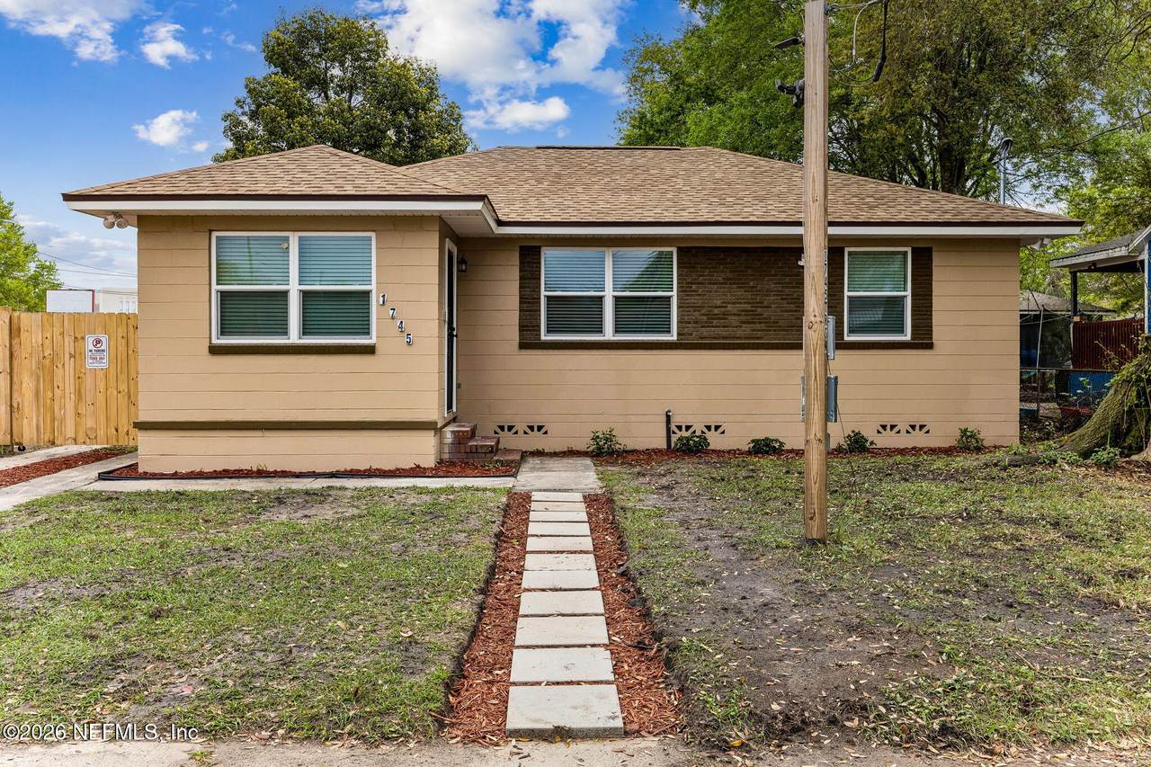 1745 Academy Street - Photo 1