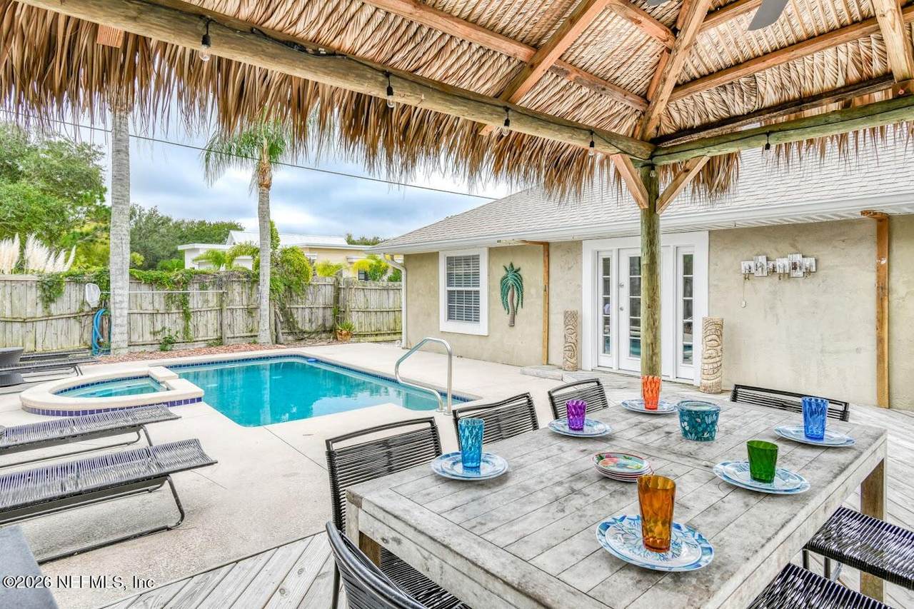 5398 Soundview (Pool Home) Avenue - Photo 1