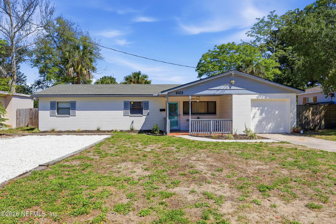 1611 6TH Avenue - Photo 1