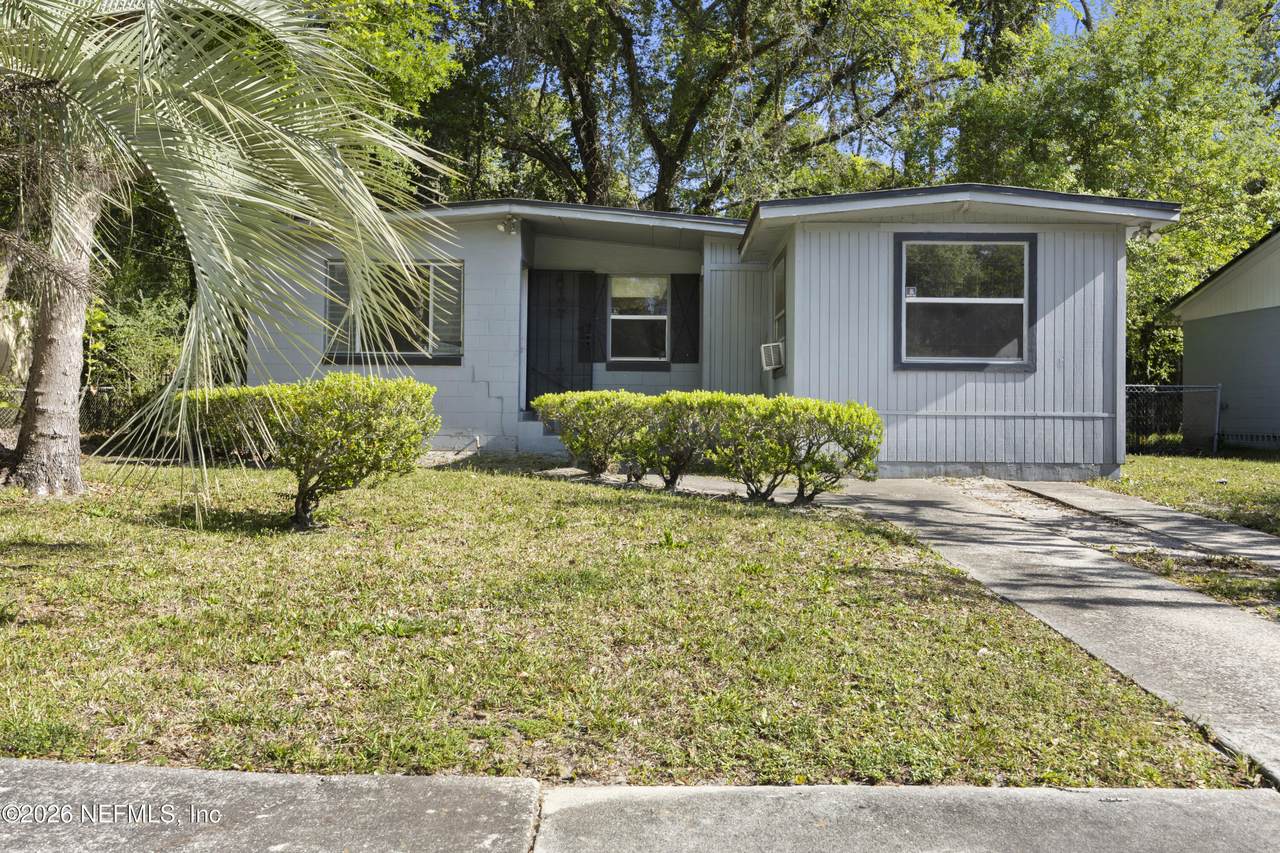 4140 Lockhart Drive - Photo 1