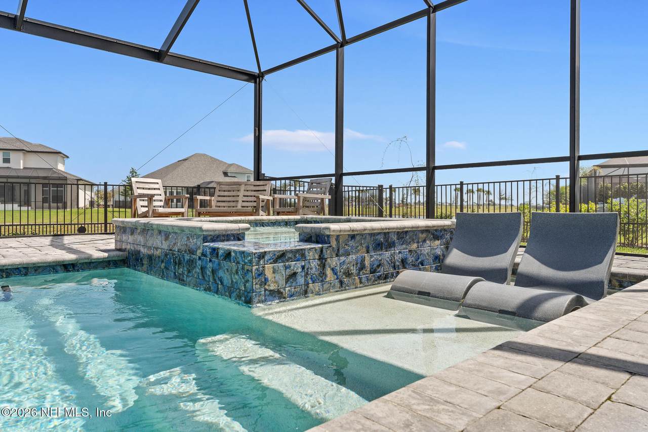 227 Tesoro Terrace - Photo 1