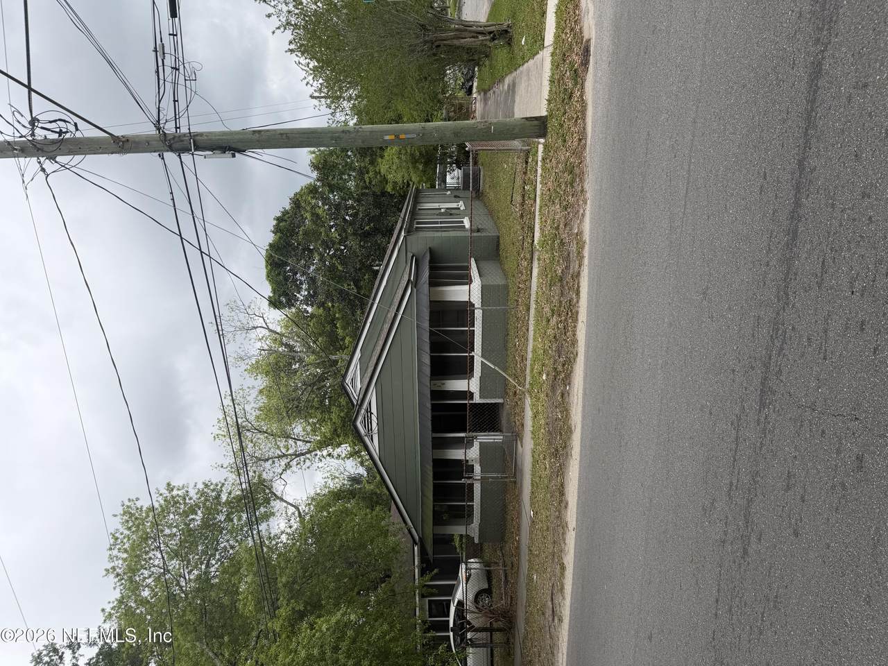 956 Baker Avenue - Photo 1