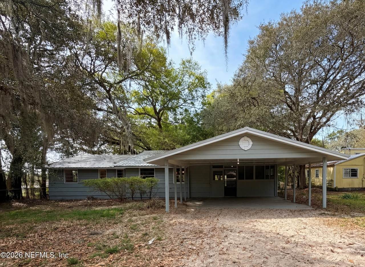 6917 Gatorbone Road - Photo 1