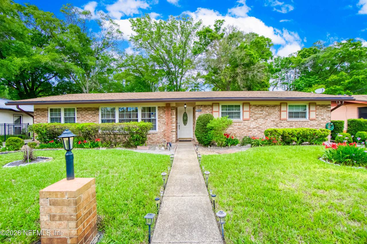 8557 Vermanth Road - Photo 1