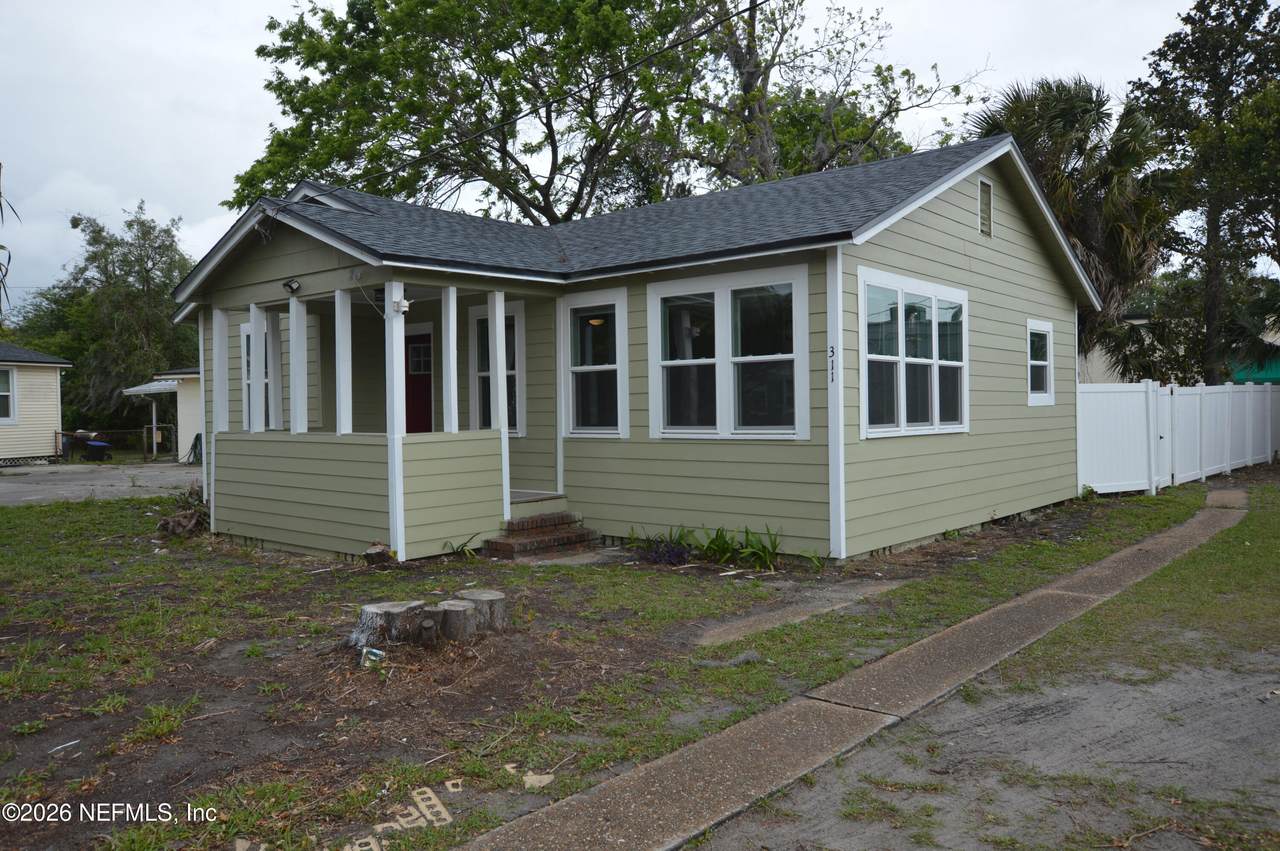 311 Chestnut Drive - Photo 1