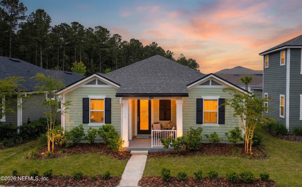 624 Palmetto Place - Photo 1