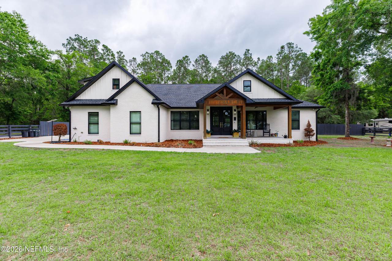 6226 150TH Street - Photo 1