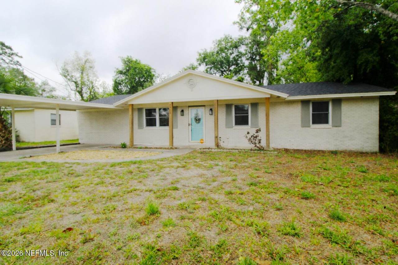 7762 Knoll Drive - Photo 1