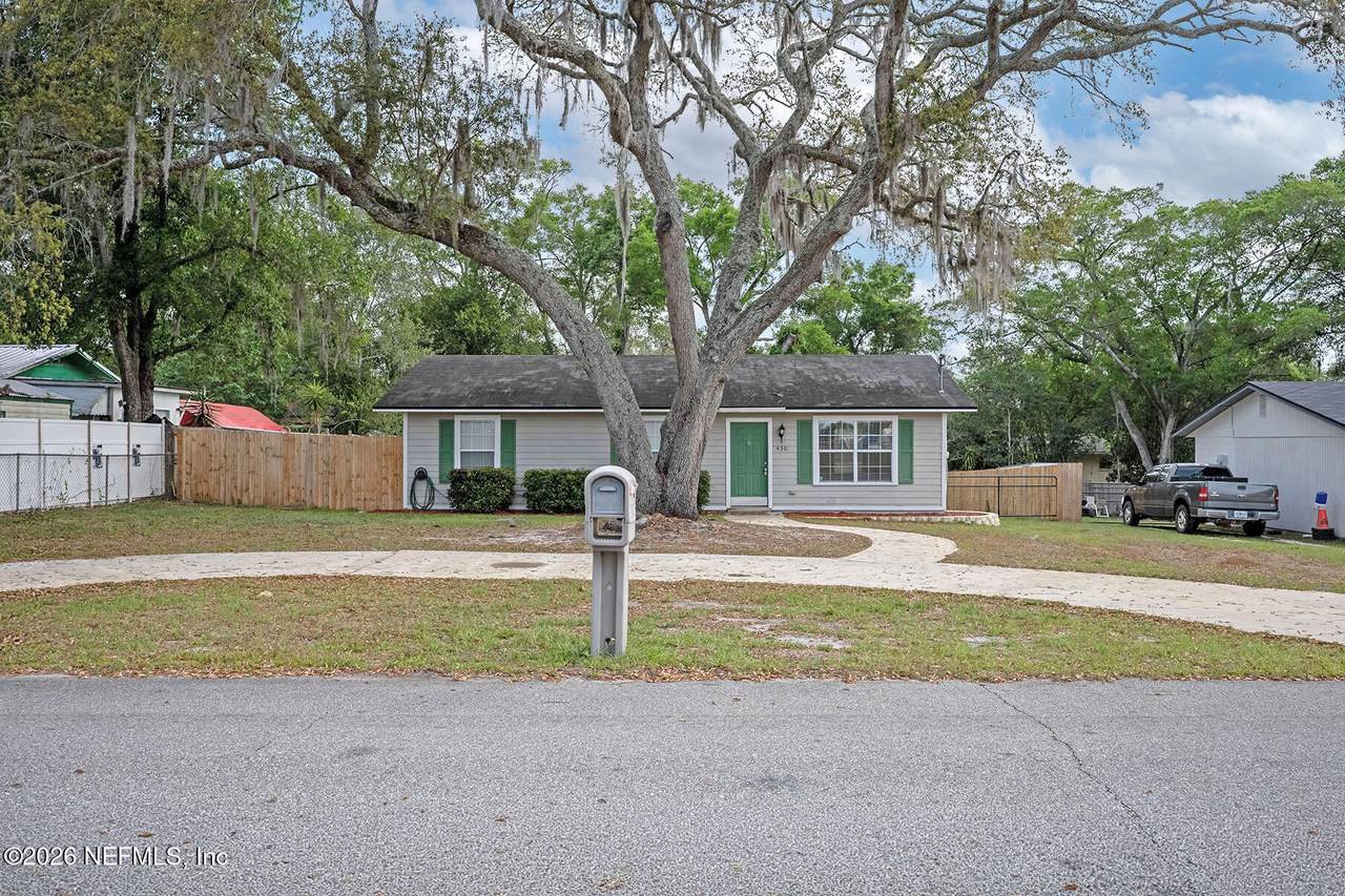 430 Jasmine Avenue - Photo 1